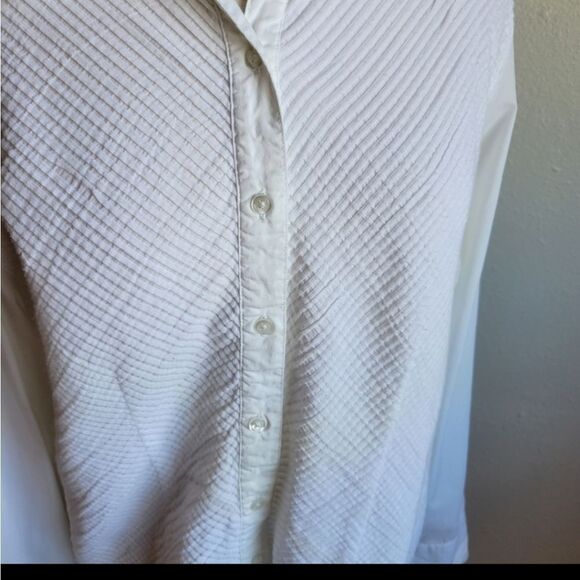 NWOT Hannah Textured White Button Down Shirt - Picture 3 of 7